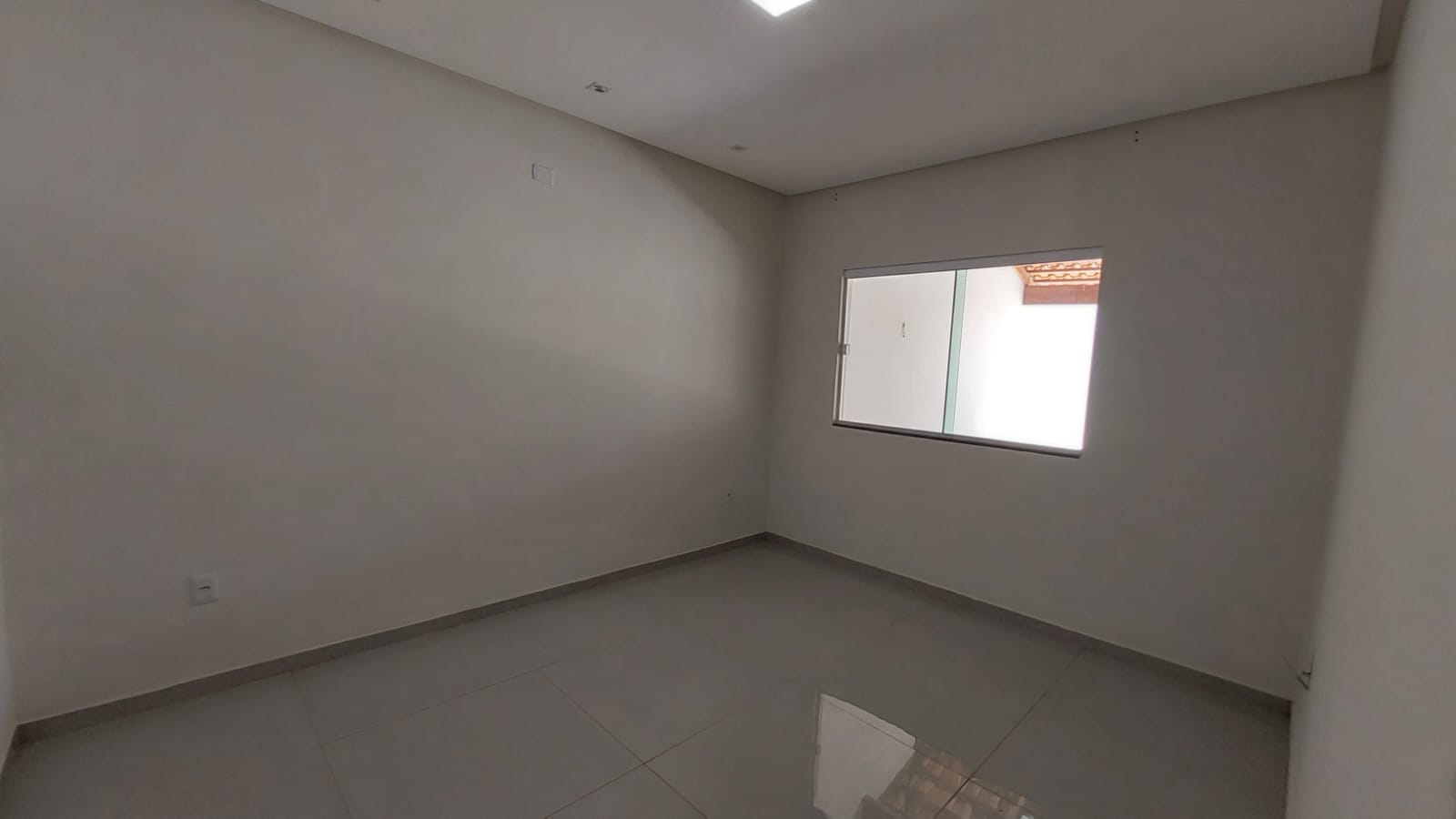 WhatsApp Image 2025-09-22 at 18.40.23 (2)