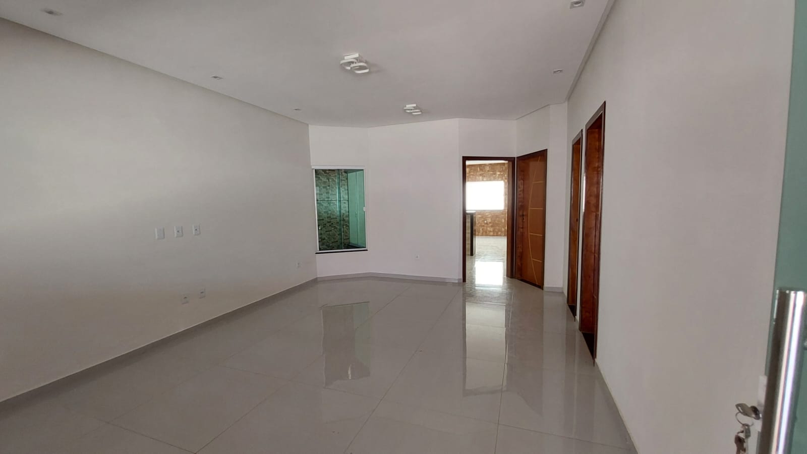 WhatsApp Image 2025-09-22 at 18.40.26 (2)